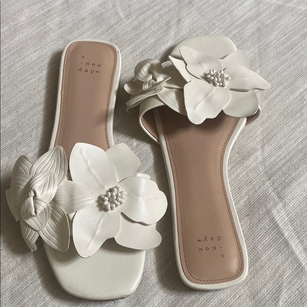 A New Day White Floral Slide Sandals